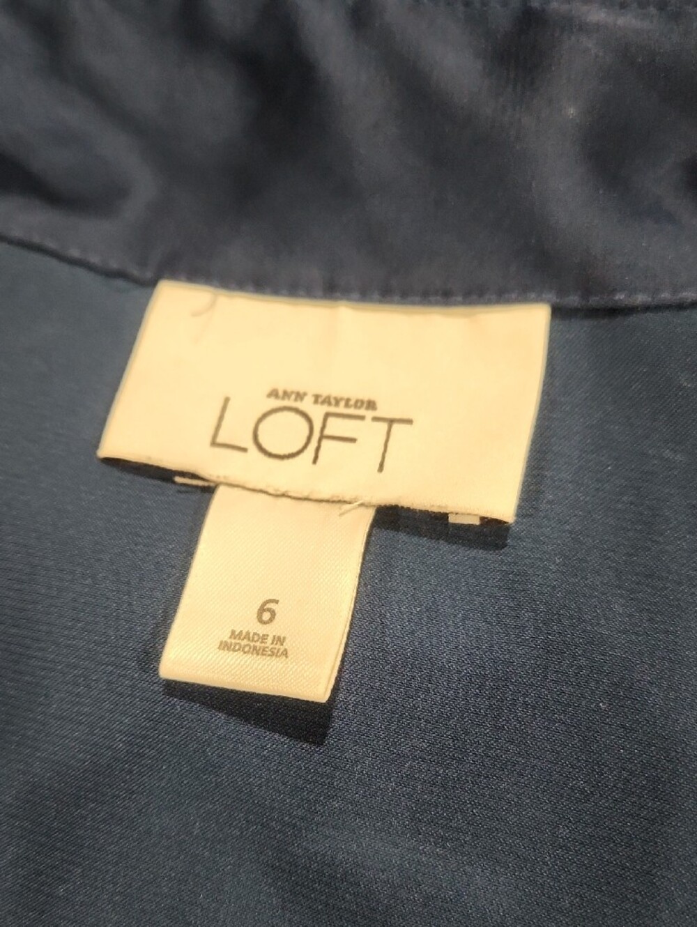 LOFT Wrap Top - Picture 7 of 8